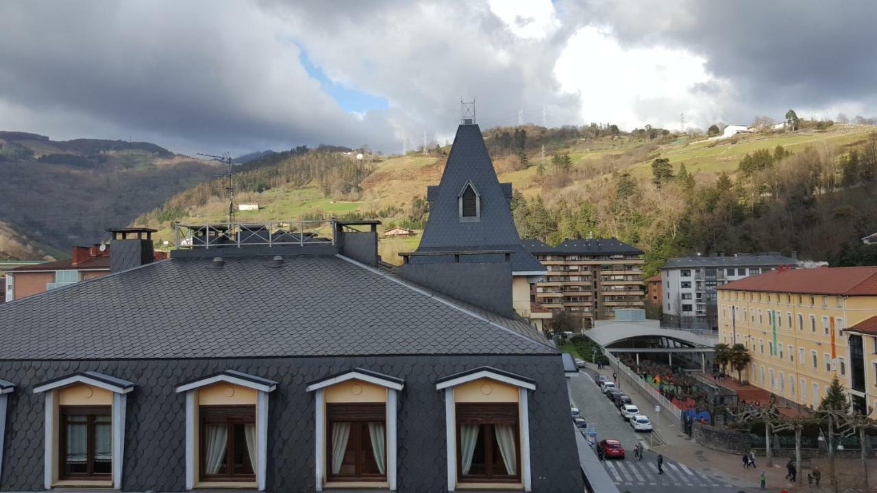 Hotel Oria Толоса Экстерьер фото